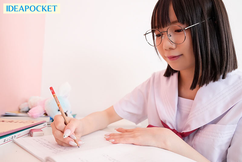 Một người đàn ông bắt nạt nhỏ không thích và quay lại bởi tất cả các bạn cùng lớp của mình